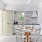 Stagones Luxury Aparthotel