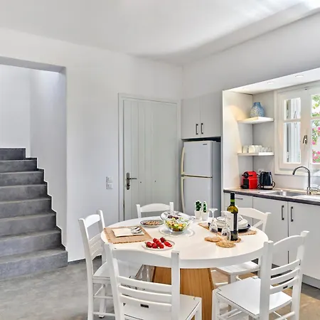 Stagones Luxury Aparthotel Parikia (Paros)