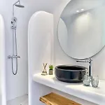 Stagones Luxury Aparthotel Ambelas
