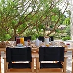 Stagones Luxury Aparthotel Ambelas