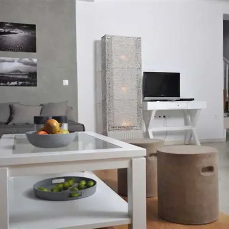 Stagones Luxury Aparthotel Ambelas