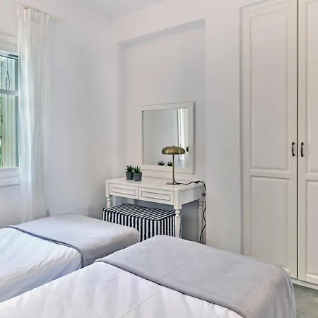 Stagones Luxury 4*