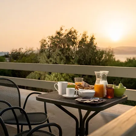 מלון דירות Stagones Luxury 4*