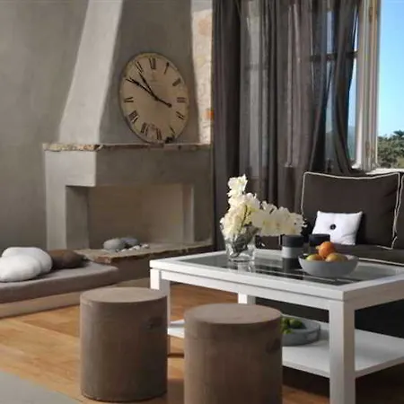 Aparthotel Stagones Luxury 4*